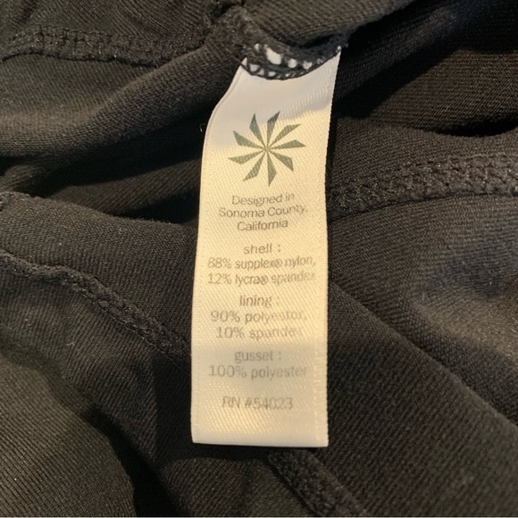 Athleta M Metro Black Mini Skirt Skorts Athletic Golf Tennis Pickleball Shorts - Picture 8 of 8